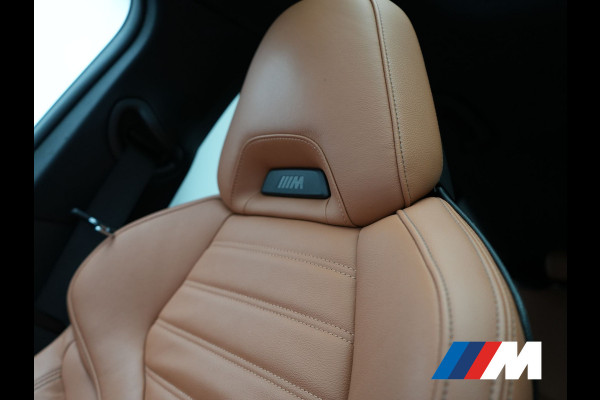 BMW 4 Serie Gran Coupé 430i M Sport 245pk Dealer O.H Sanremo Green | Panodak | Lederen Competition Stoelen Memory & Verwarmd | Adaptive Onderstel | 360 Camera | Harman & Kardon | 19" L.M | Carbon | Apple Carplay | Navigatie | Blis | Virtual | DAB |