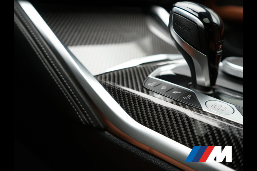 BMW 4 Serie Gran Coupé 430i M Sport 245pk Dealer O.H Sanremo Green | Panodak | Lederen Competition Stoelen Memory & Verwarmd | Adaptive Onderstel | 360 Camera | Harman & Kardon | 19" L.M | Carbon | Apple Carplay | Navigatie | Blis | Virtual | DAB |
