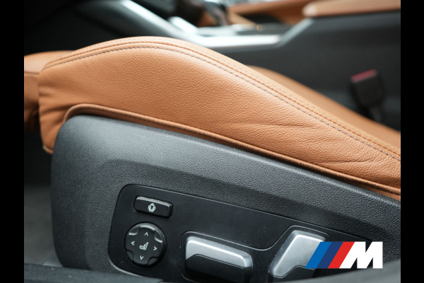 BMW 4 Serie Gran Coupé 430i M Sport 245pk Dealer O.H Sanremo Green | Panodak | Lederen Competition Stoelen Memory & Verwarmd | Adaptive Onderstel | 360 Camera | Harman & Kardon | 19" L.M | Carbon | Apple Carplay | Navigatie | Blis | Virtual | DAB |