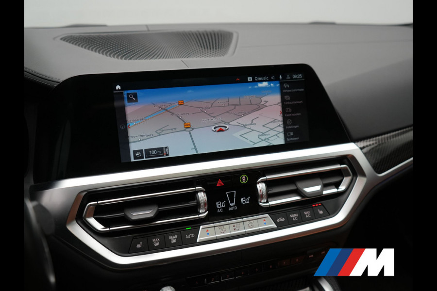 BMW 4 Serie Gran Coupé 430i M Sport 245pk Dealer O.H Sanremo Green | Panodak | Lederen Competition Stoelen Memory & Verwarmd | Adaptive Onderstel | 360 Camera | Harman & Kardon | 19" L.M | Carbon | Apple Carplay | Navigatie | Blis | Virtual | DAB |