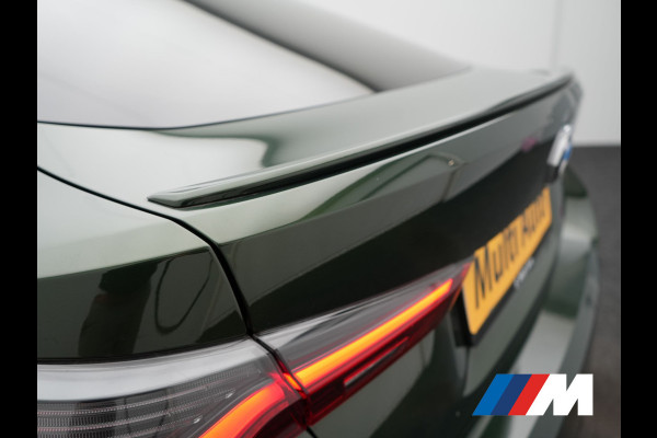 BMW 4 Serie Gran Coupé 430i M Sport 245pk Dealer O.H Sanremo Green | Panodak | Lederen Competition Stoelen Memory & Verwarmd | Adaptive Onderstel | 360 Camera | Harman & Kardon | 19" L.M | Carbon | Apple Carplay | Navigatie | Blis | Virtual | DAB |
