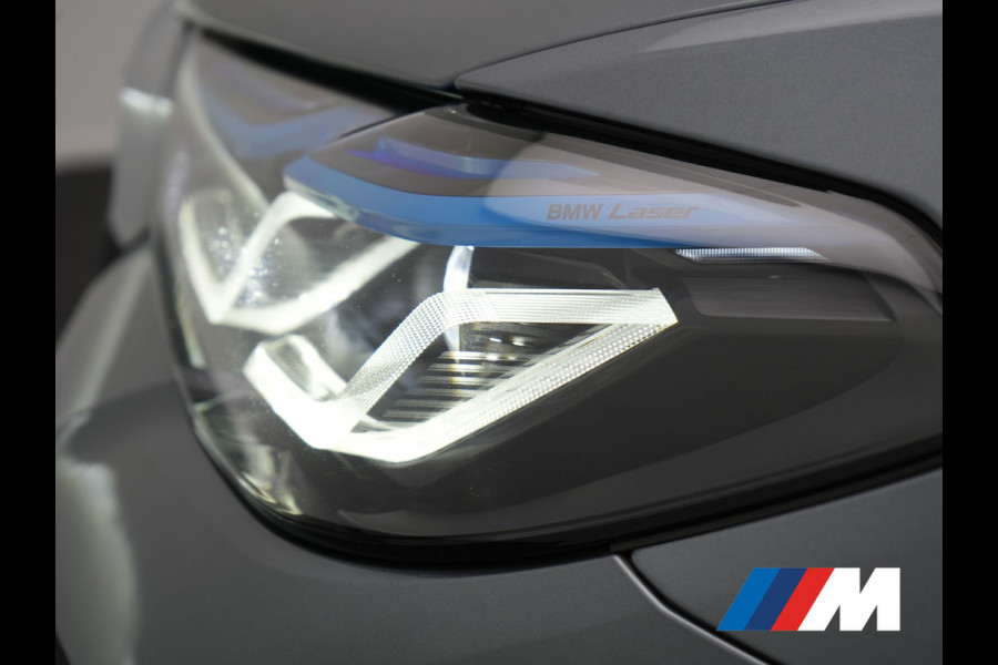 BMW 5 Serie Touring 530e xDrive M Sport PHEV 293pk Dealer O.H. | Panodak | Head Up | Laser LED | 360 Camera | Harman & Kardon | Sfeerverlichting | Alcantara Sportstoelen Verwarmd | Keyless | Blis | Virtual | Navigatie | DAB | Plug In Hybrid
