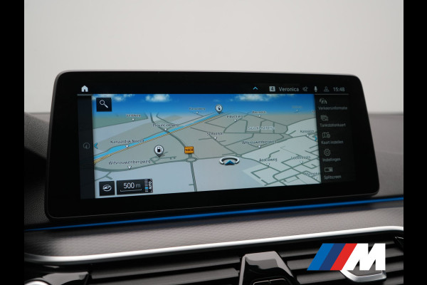 BMW 5 Serie Touring 530e xDrive M Sport PHEV 293pk Dealer O.H. | Panodak | Head Up | Laser LED | 360 Camera | Harman & Kardon | Sfeerverlichting | Alcantara Sportstoelen Verwarmd | Keyless | Blis | Virtual | Navigatie | DAB | Plug In Hybrid