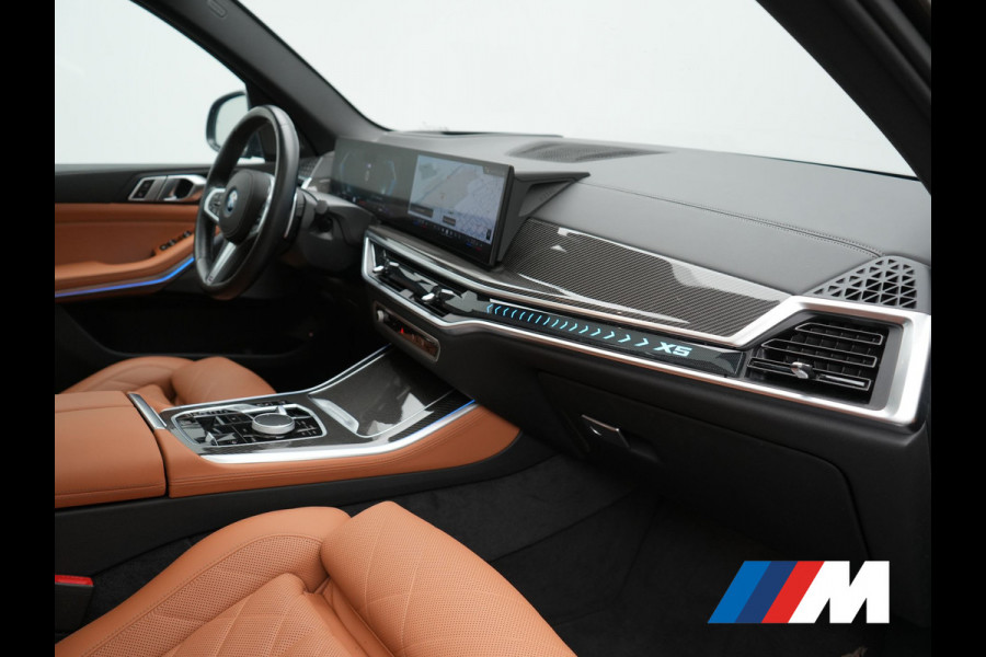 BMW X5 xDrive50e M Sport PHEV 490pk | SOH 96,3 Dealer O.H. | Panodak | Luchtvering | Laser LED | Adaptive Cruise | Harman & Kardon | Comfortstoelen Memory & Stoelventilatie | Head Up | 360 Camera | Apple Carplay | Plug In Hybrid