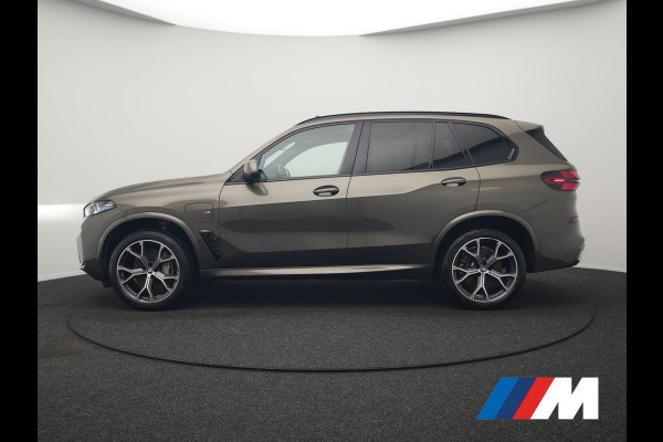 BMW X5 xDrive50e M Sport PHEV 490pk | SOH 96,3 Dealer O.H. | Panodak | Luchtvering | Laser LED | Adaptive Cruise | Harman & Kardon | Comfortstoelen Memory & Stoelventilatie | Head Up | 360 Camera | Apple Carplay | Plug In Hybrid