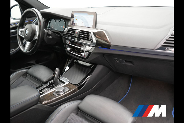 BMW X3 xDrive20i M Sport Shadow 184pk Dealer O.H | Trekhaak af Fabriek | Panodak | Adaptive Cruise | Sportstoelen Memory & Verwarmd | Harman Kardon |  Head Up | 19"L.M | BLIS |
