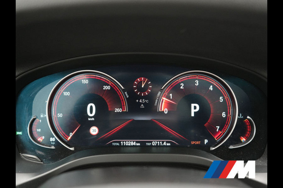 BMW X3 xDrive20i M Sport Shadow 184pk Dealer O.H | Trekhaak af Fabriek | Panodak | Adaptive Cruise | Sportstoelen Memory & Verwarmd | Harman Kardon |  Head Up | 19"L.M | BLIS |