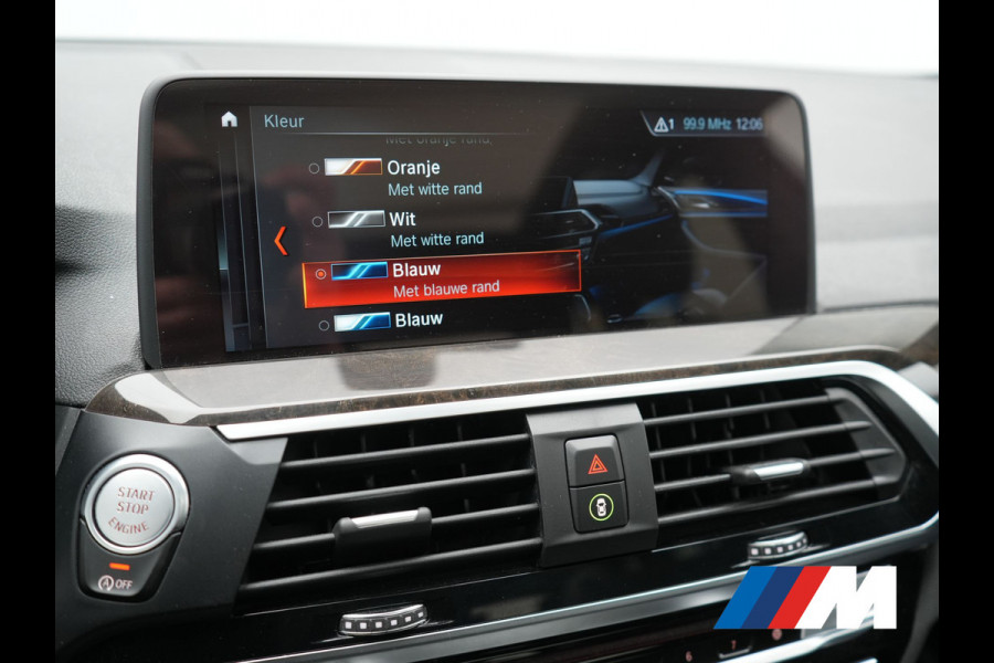 BMW X3 xDrive20i M Sport Shadow 184pk Dealer O.H | Trekhaak af Fabriek | Panodak | Adaptive Cruise | Sportstoelen Memory & Verwarmd | Harman Kardon |  Head Up | 19"L.M | BLIS |