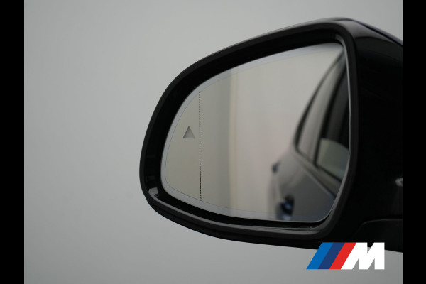BMW X3 xDrive20i M Sport Shadow 184pk Dealer O.H | Trekhaak af Fabriek | Panodak | Adaptive Cruise | Sportstoelen Memory & Verwarmd | Harman Kardon |  Head Up | 19"L.M | BLIS |