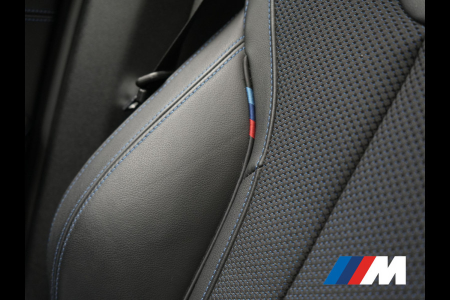 BMW X3 xDrive20i M Sport Shadow 184pk Dealer O.H | Trekhaak af Fabriek | Panodak | Adaptive Cruise | Sportstoelen Memory & Verwarmd | Harman Kardon |  Head Up | 19"L.M | BLIS |