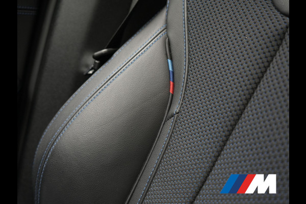 BMW X3 xDrive20i M Sport Shadow 184pk Dealer O.H | Trekhaak af Fabriek | Panodak | Adaptive Cruise | Sportstoelen Memory & Verwarmd | Harman Kardon |  Head Up | 19"L.M | BLIS |