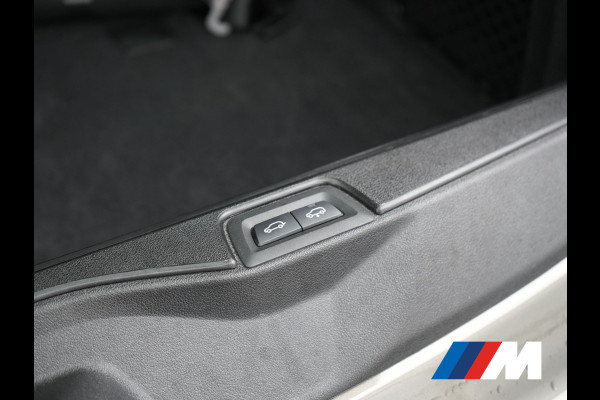 BMW X5 xDrive50e M Sport PHEV 490pk | SOH 96,3 Dealer O.H. | Panodak | Luchtvering | Laser LED | Adaptive Cruise | Harman & Kardon | Comfortstoelen Memory & Stoelventilatie | Head Up | 360 Camera | Apple Carplay | Plug In Hybrid