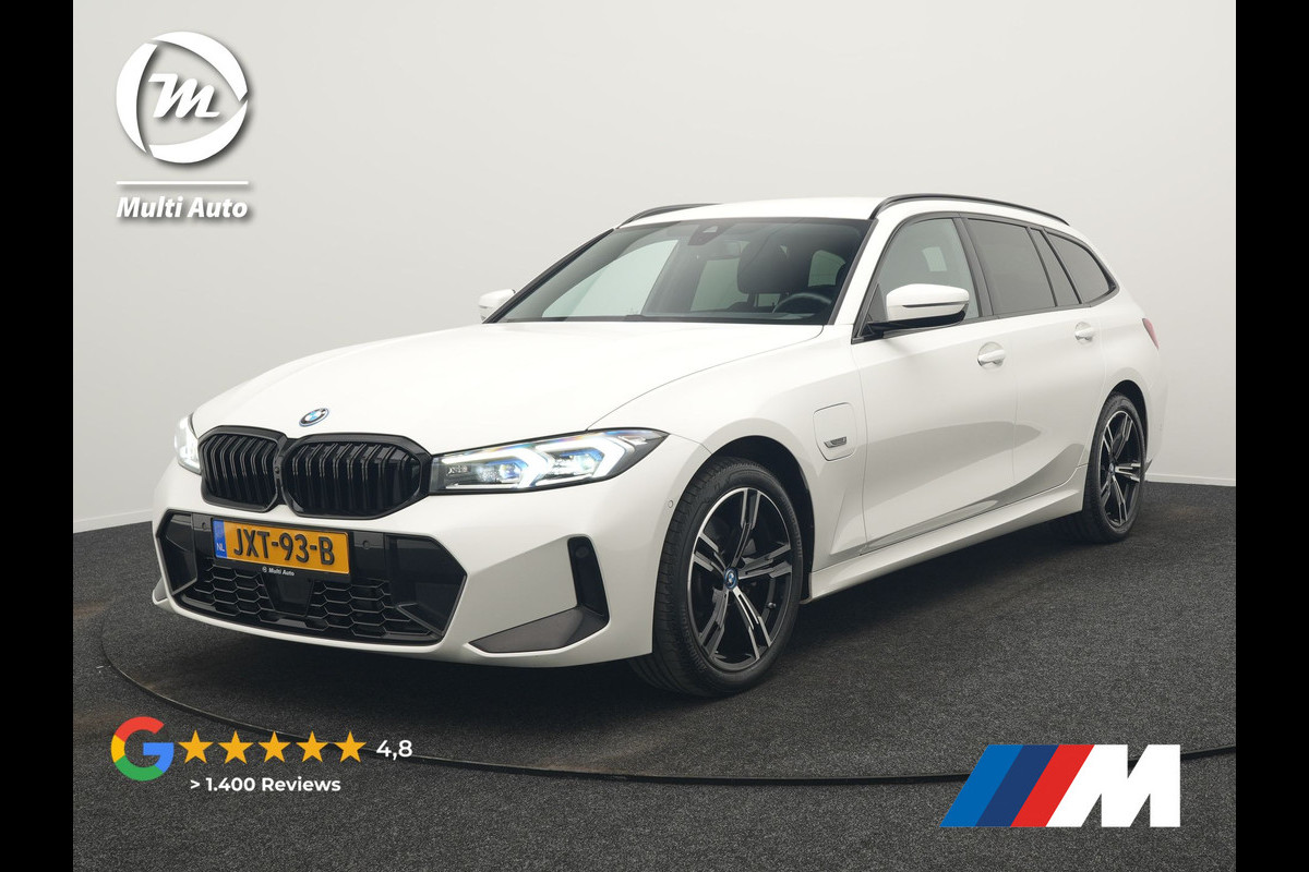 BMW 3 Serie Touring 320e M Sport FACELIFT PHEV 204pk Dealer O.H | Trekhaak Af Fabriek | Adaptive Cruise | Widescreen Navi | Head Up | Alcantara Sportstoelen Verwarmd | Camera & Parkassist | Apple Carplay | Plug In Hybrid