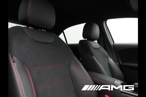 Mercedes-Benz A-Klasse 250 e **SONDERFARBE!** AMG Limited PHEV 218pk | Adaptive Cruise | Head Up | Multi Beam LED | Alcantara Sportstoelen Verwarmd | Night Pakket | Sfeerverlichting | MBUX | Apple Carplay | Widescreen Navi | 19"L.M | Mountaingrau Magno | Plug