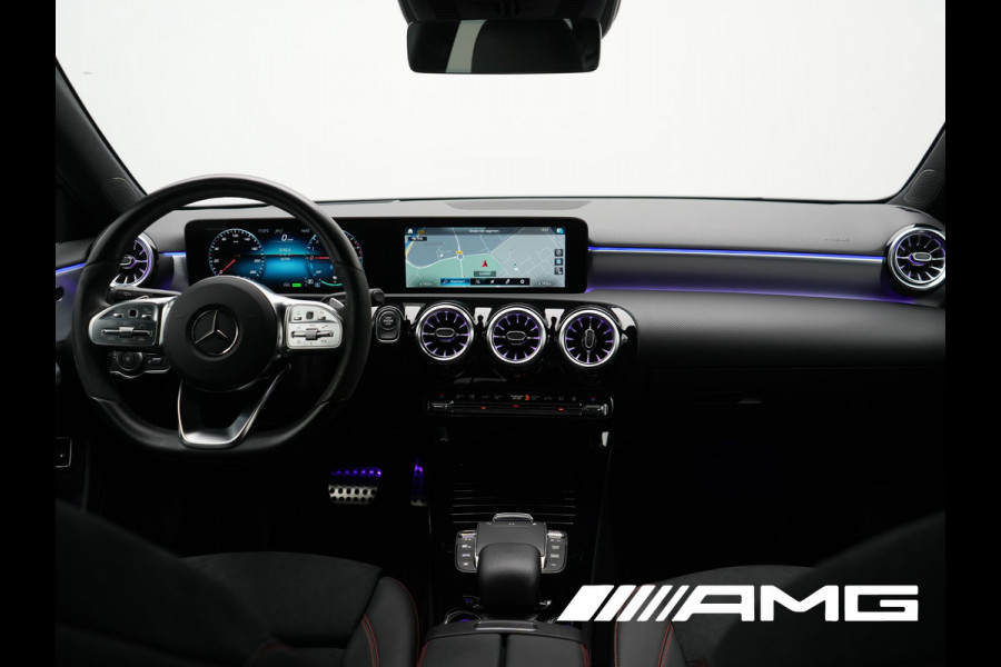 Mercedes-Benz A-Klasse 250 e **SONDERFARBE!** AMG Limited PHEV 218pk | Adaptive Cruise | Head Up | Multi Beam LED | Alcantara Sportstoelen Verwarmd | Night Pakket | Sfeerverlichting | MBUX | Apple Carplay | Widescreen Navi | 19"L.M | Mountaingrau Magno | Plug