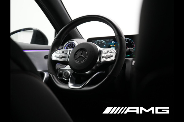 Mercedes-Benz A-Klasse 250 e **SONDERFARBE!** AMG Limited PHEV 218pk | Adaptive Cruise | Head Up | Multi Beam LED | Alcantara Sportstoelen Verwarmd | Night Pakket | Sfeerverlichting | MBUX | Apple Carplay | Widescreen Navi | 19"L.M | Mountaingrau Magno | Plug