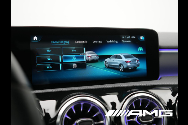 Mercedes-Benz A-Klasse 250 e **SONDERFARBE!** AMG Limited PHEV 218pk | Adaptive Cruise | Head Up | Multi Beam LED | Alcantara Sportstoelen Verwarmd | Night Pakket | Sfeerverlichting | MBUX | Apple Carplay | Widescreen Navi | 19"L.M | Mountaingrau Magno | Plug