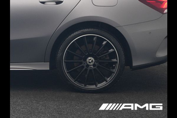 Mercedes-Benz A-Klasse 250 e **SONDERFARBE!** AMG Limited PHEV 218pk | Adaptive Cruise | Head Up | Multi Beam LED | Alcantara Sportstoelen Verwarmd | Night Pakket | Sfeerverlichting | MBUX | Apple Carplay | Widescreen Navi | 19"L.M | Mountaingrau Magno | Plug