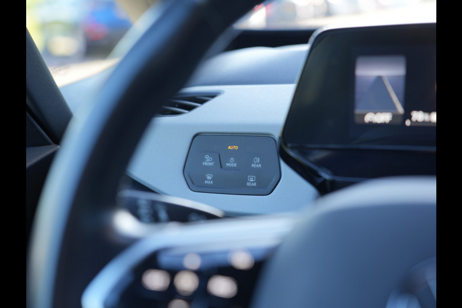 Volkswagen ID.3 First Plus 58 kWh | Apple Carplay/Android Auto | Cruise control adaptief |