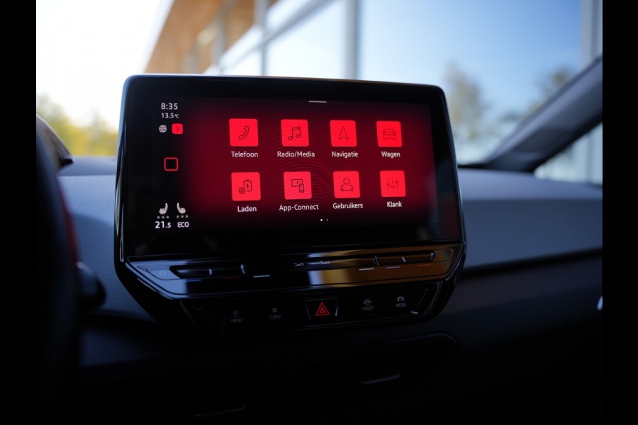 Volkswagen ID.3 First Plus 58 kWh | Apple Carplay/Android Auto | Cruise control adaptief |