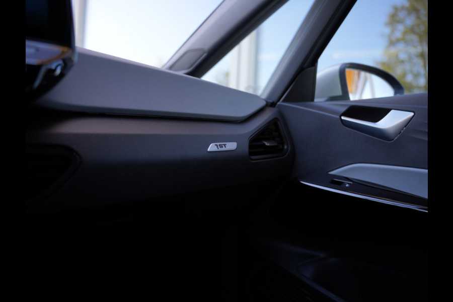 Volkswagen ID.3 First Plus 58 kWh | Apple Carplay/Android Auto | Cruise control adaptief |
