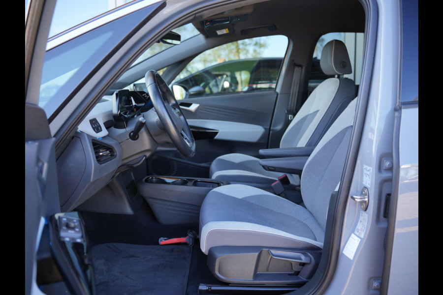 Volkswagen ID.3 First Plus 58 kWh | Apple Carplay/Android Auto | Cruise control adaptief |