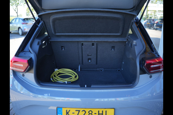 Volkswagen ID.3 First Plus 58 kWh | Apple Carplay/Android Auto | Cruise control adaptief |
