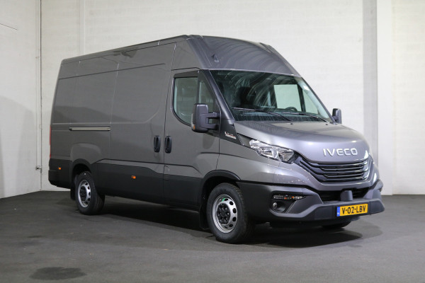 Iveco Daily 35S18 Hi-Matic L2 H2 Airco Navigatie Trekhaak Digitaal Dashboard (Voorraad in de Wal)
