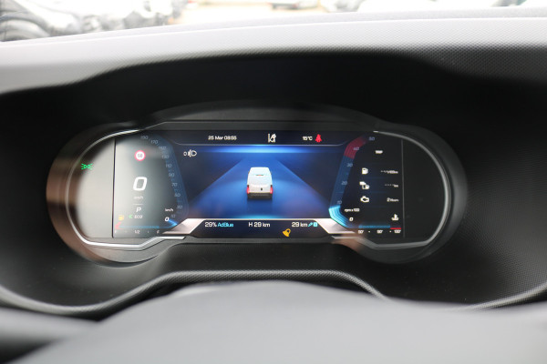 Iveco Daily 35S18 Hi-Matic L2 H2 Airco Navigatie Trekhaak Digitaal Dashboard (Voorraad in de Wal)
