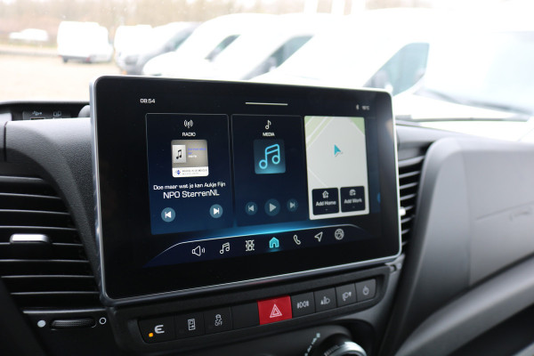 Iveco Daily 35S18 Hi-Matic L2 H2 Airco Navigatie Trekhaak Digitaal Dashboard (Voorraad in de Wal)