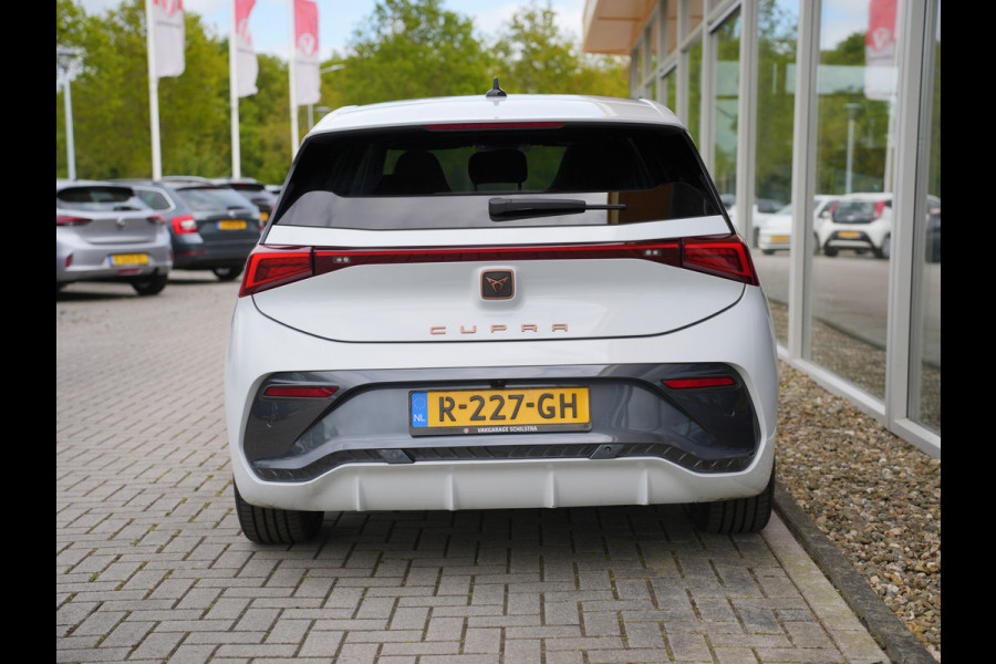CUPRA Born Performance One 62 kWh | Apple Carplay/Android Auto | Cruise control adaptief | Stoel&Stuurverwarming |