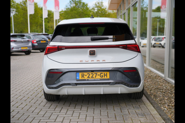 CUPRA Born Performance One 62 kWh | Apple Carplay/Android Auto | Cruise control adaptief | Stoel&Stuurverwarming |