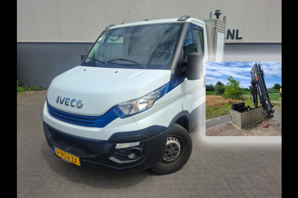 Iveco Daily 3.0I CNG Automaat 3-Pers. HIAB Laadkraan EURO 6 Navi Ecc Trekhaak Camera Blue power Alpine 2-Din Infotainment Sys. Bluetooth Opbergkasten Betonplex Vloer Compressed Natural Gas (CNG) EURO-6 375 35S14N Voertuig 1e Eigenaar Euro 6