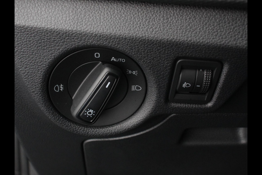 Škoda Kamiq 1.0 TSI 110pk DSG Dynamic Navigatie Lane Assist Adaptive Cruise Control Camera Stoelverwarming