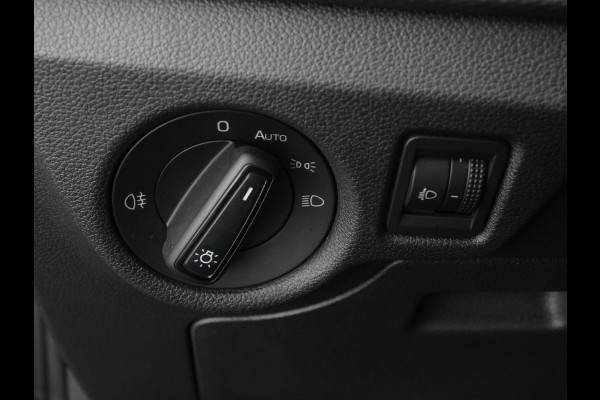 Škoda Kamiq 1.0 TSI 110pk DSG Dynamic Navigatie Lane Assist Adaptive Cruise Control Camera Stoelverwarming