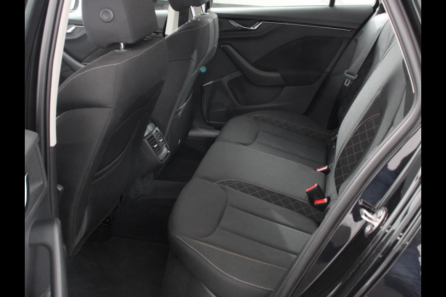 Škoda Kamiq 1.0 TSI 110pk DSG Dynamic Navigatie Lane Assist Adaptive Cruise Control Camera Stoelverwarming