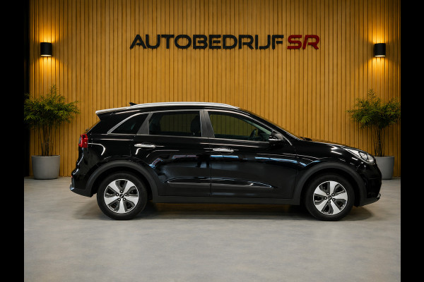 Kia Niro 1.6 GDi PHEV DynamicLine | Fabrieksgarantie | Trekhaak | Camera | Automaat | Navi | Nette Auto!|