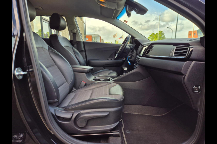 Kia Niro 1.6 GDi PHEV DynamicLine | Fabrieksgarantie | Trekhaak | Camera | Automaat | Navi | Nette Auto!|