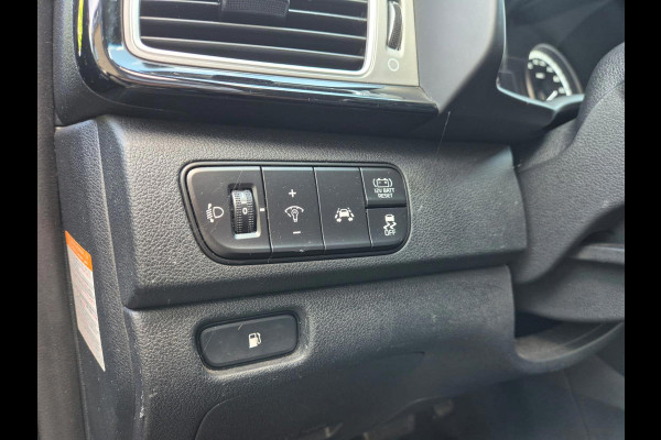 Kia Niro 1.6 GDi PHEV DynamicLine | Fabrieksgarantie | Trekhaak | Camera | Automaat | Navi | Nette Auto!|