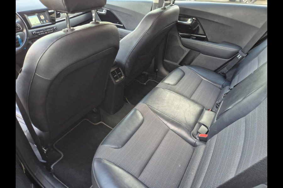 Kia Niro 1.6 GDi PHEV DynamicLine | Fabrieksgarantie | Trekhaak | Camera | Automaat | Navi | Nette Auto!|