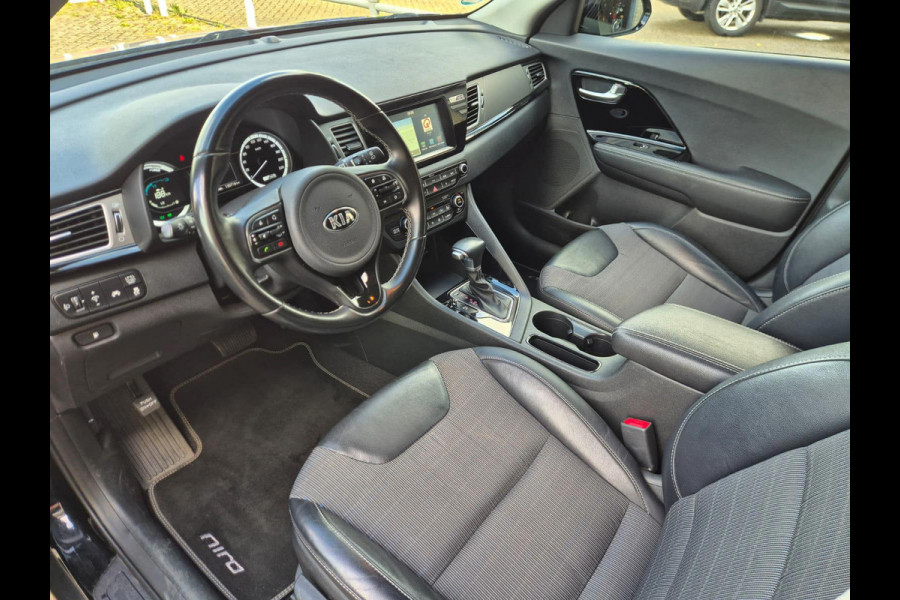 Kia Niro 1.6 GDi PHEV DynamicLine | Fabrieksgarantie | Trekhaak | Camera | Automaat | Navi | Nette Auto!|