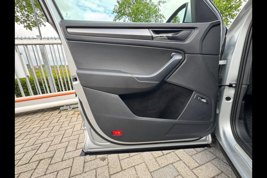 Škoda Kodiaq 1.5 TSI Ambition TREKHAAK / CARPLAY / CRUISE / PDC / ECC / ELEKTR KLEP / LMV