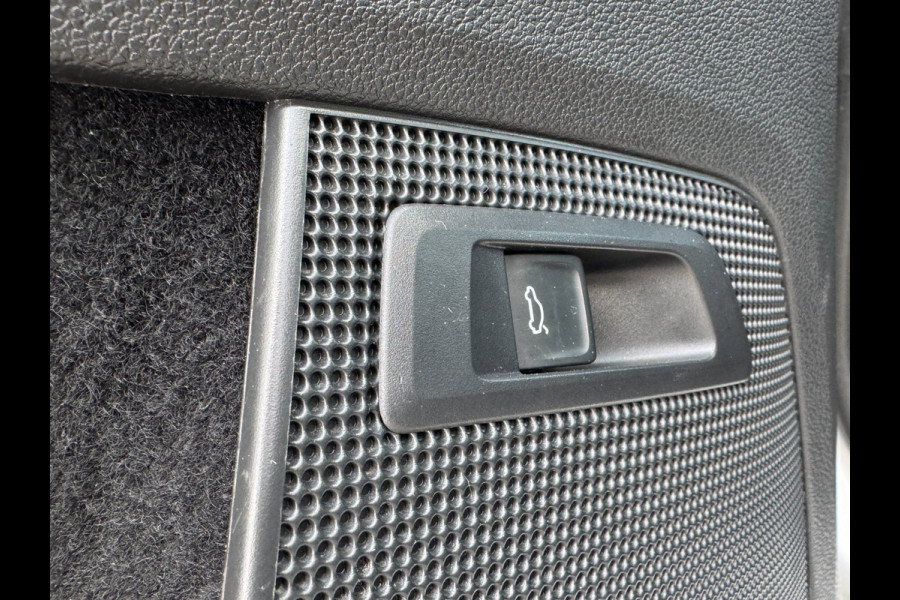 Škoda Kodiaq 1.5 TSI Ambition TREKHAAK / CARPLAY / CRUISE / PDC / ECC / ELEKTR KLEP / LMV