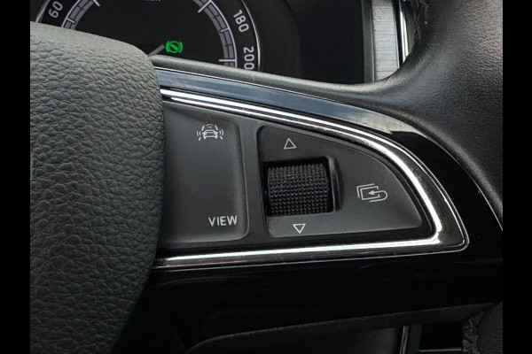 Škoda Kodiaq 1.5 TSI Ambition TREKHAAK / CARPLAY / CRUISE / PDC / ECC / ELEKTR KLEP / LMV
