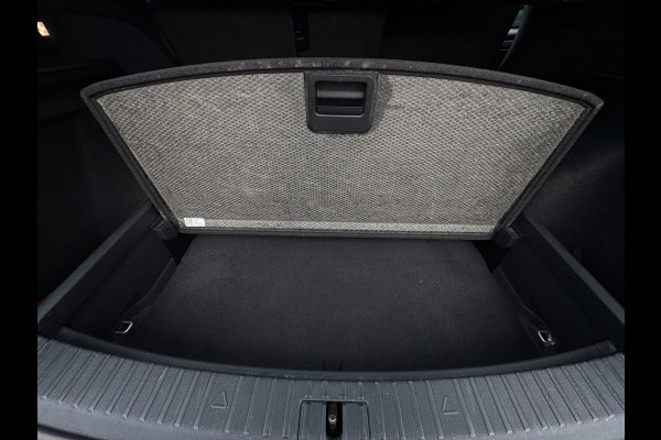 Škoda Kodiaq 1.5 TSI Ambition TREKHAAK / CARPLAY / CRUISE / PDC / ECC / ELEKTR KLEP / LMV