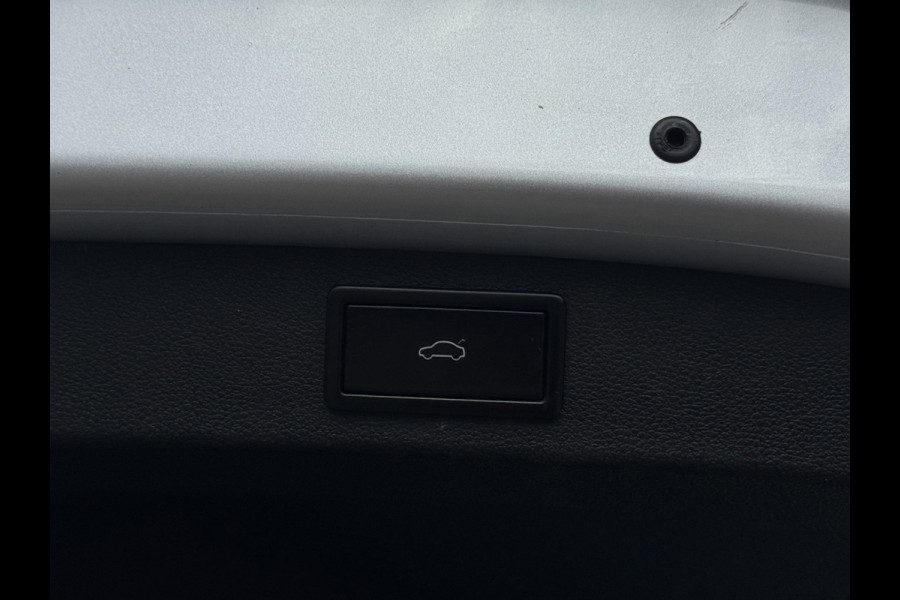 Škoda Kodiaq 1.5 TSI Ambition TREKHAAK / CARPLAY / CRUISE / PDC / ECC / ELEKTR KLEP / LMV