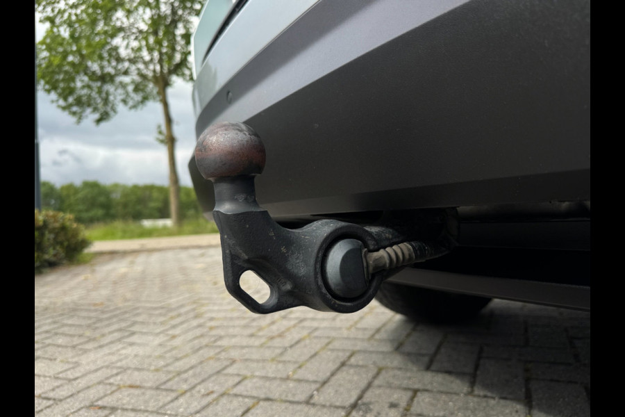 Škoda Kodiaq 1.5 TSI Ambition TREKHAAK / CARPLAY / CRUISE / PDC / ECC / ELEKTR KLEP / LMV