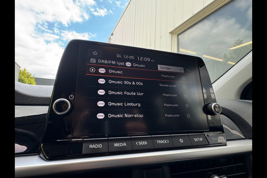 Kia Picanto 1.0 DPi DynamicLine STUUR&STOELVERW. / CAMERA / CARPLAY / ZEER UNIEKE KLEUR