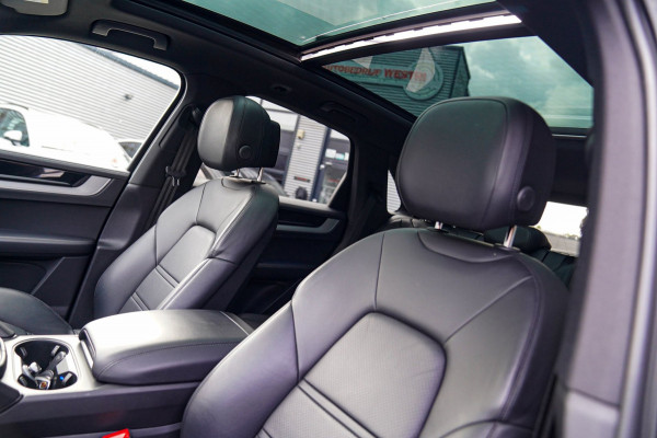 Porsche Cayenne 3.0 E-Hybrid | NIEUW MODEL | BTW | BOSE | Trekhaak | Panorama | Sport uitlaat | Camera | Matrix | Luchtvering |