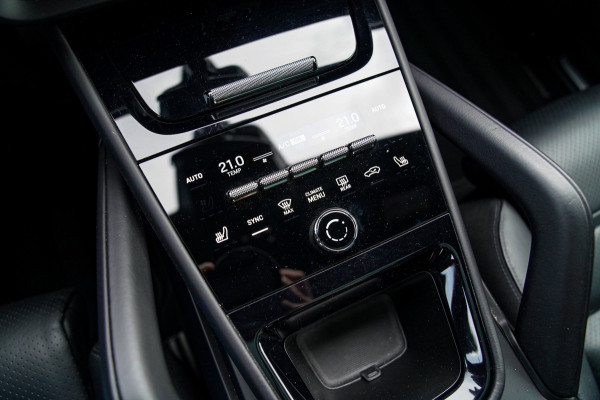 Porsche Cayenne 3.0 E-Hybrid | NIEUW MODEL | BTW | BOSE | Trekhaak | Panorama | Sport uitlaat | Camera | Matrix | Luchtvering |